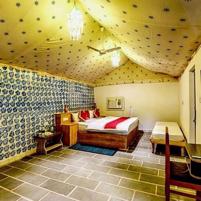 Om Luxury Resort Джайсалмер Номер фото